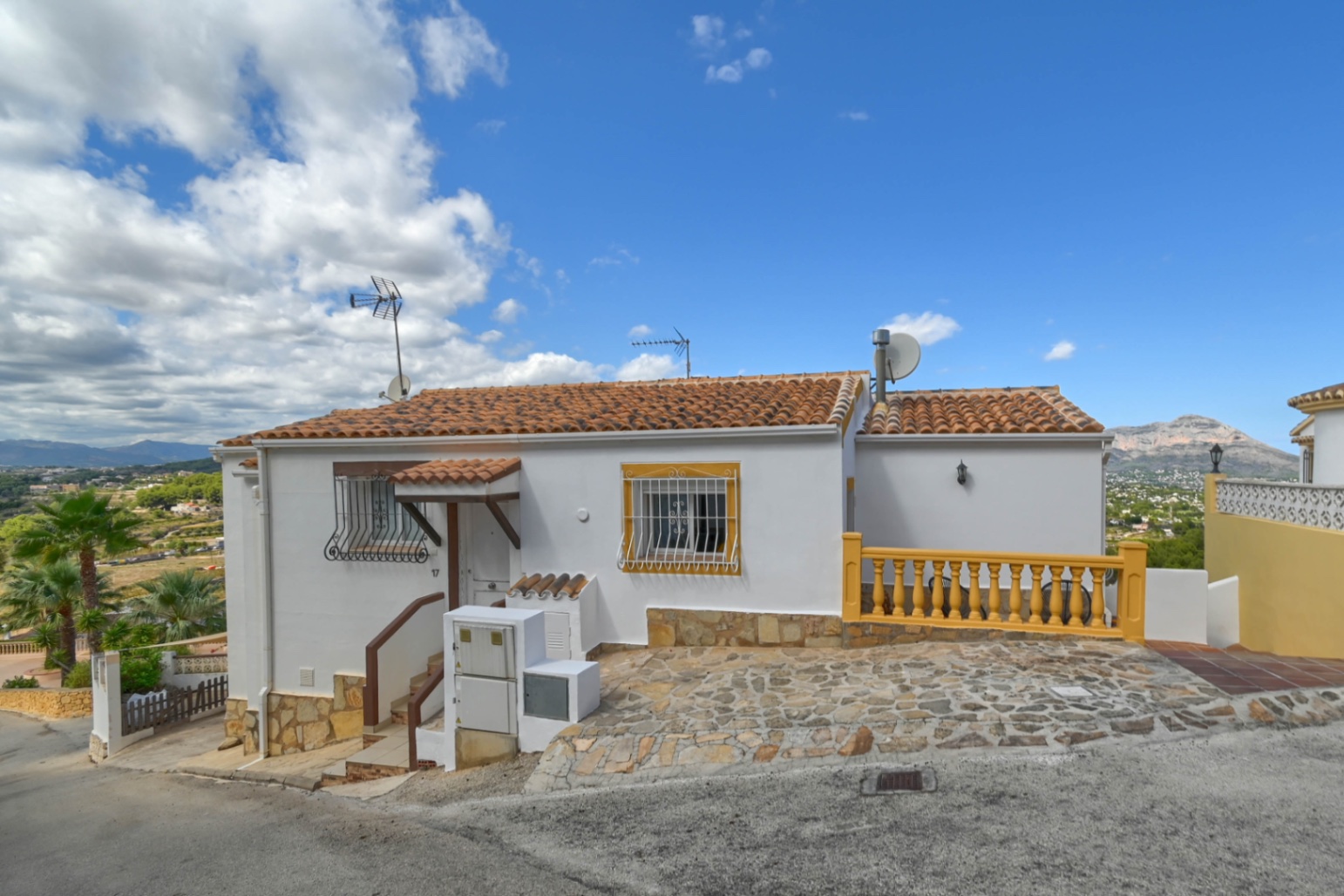 Beautiful renovated townhouse in Benitachell