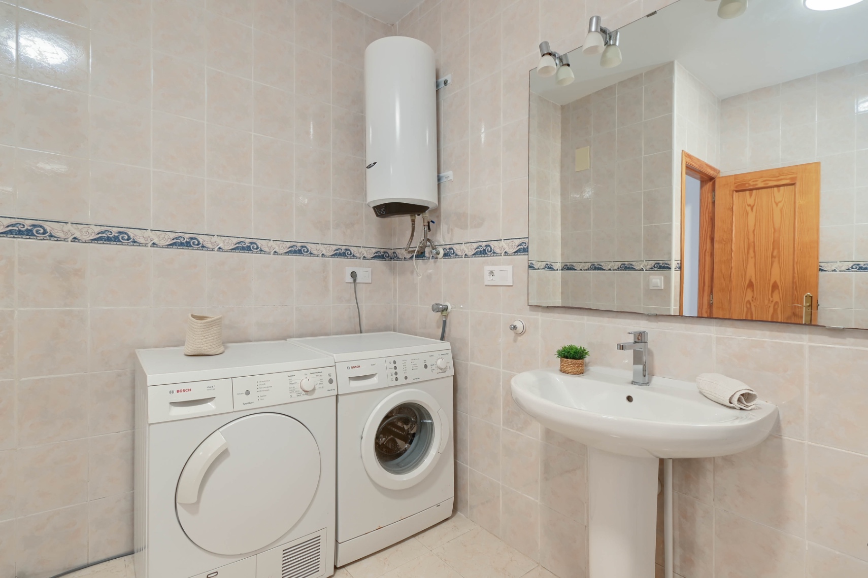 Beautiful renovated townhouse in Benitachell