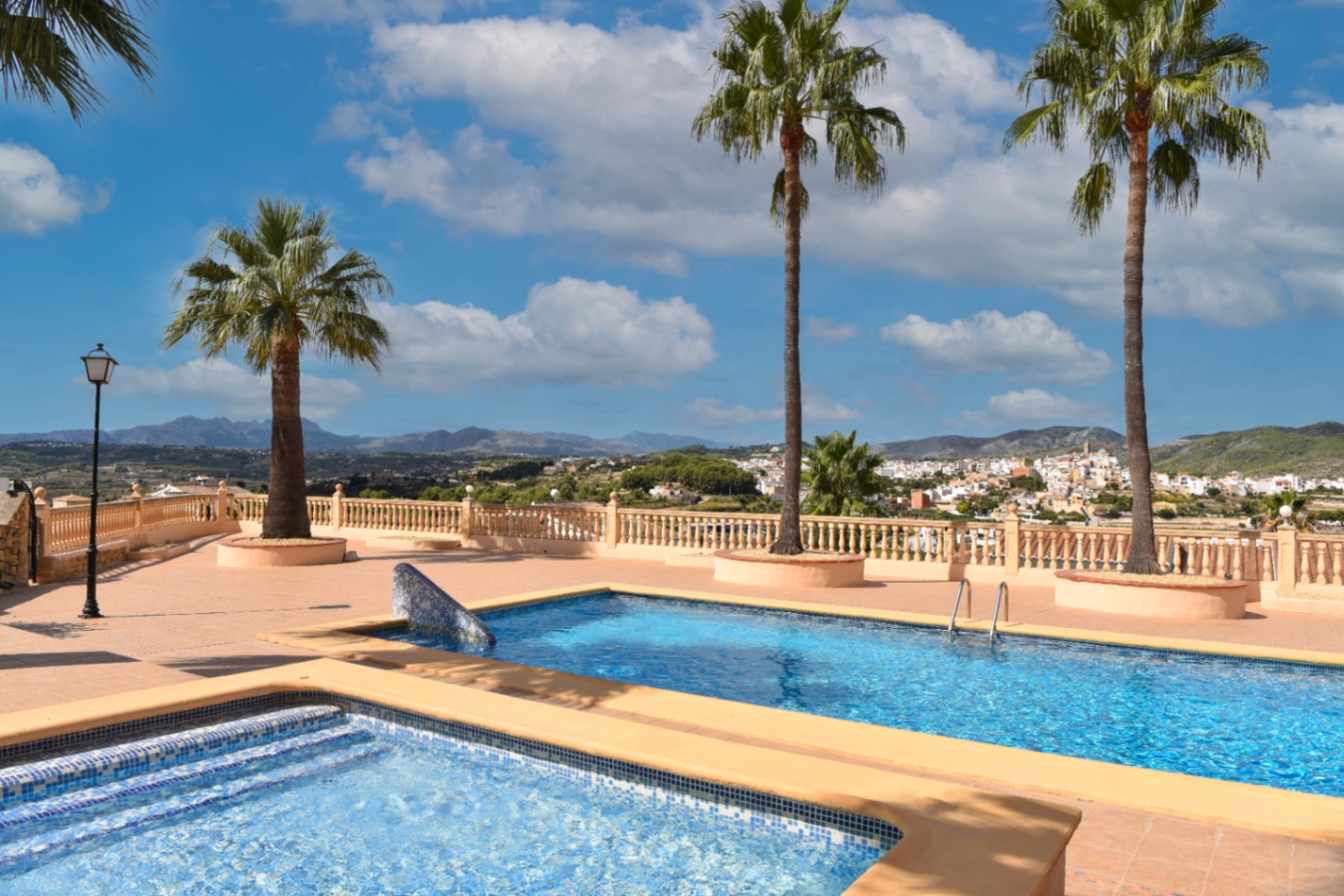 Beautiful renovated townhouse in Benitachell