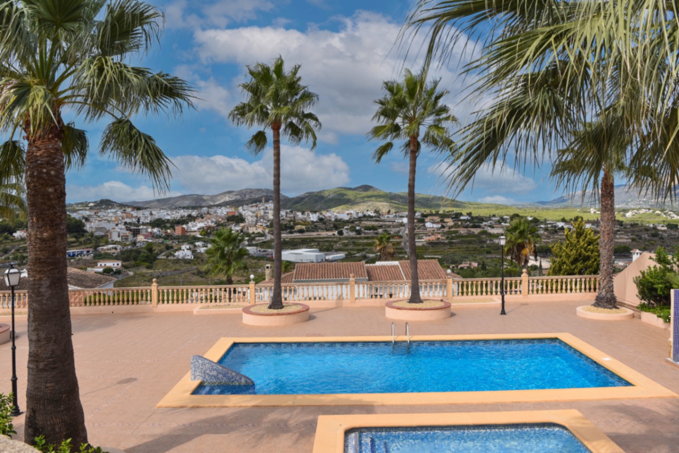 Beautiful renovated townhouse in Benitachell