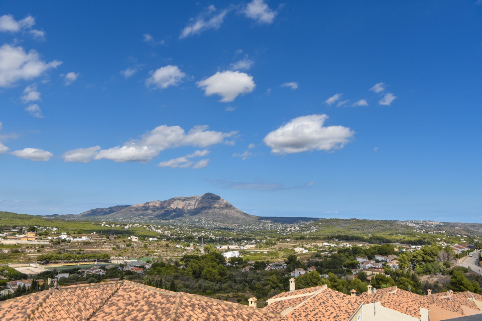 Beautiful renovated townhouse in Benitachell