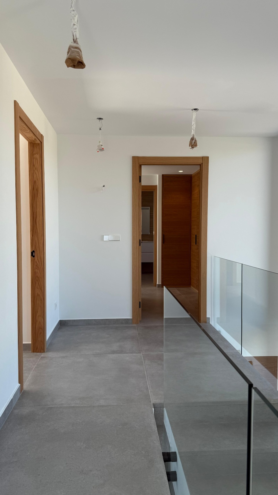 Moderne villa in Moraira met uitzicht op zee - Te koop met 4 slaapkamers en zwembad
