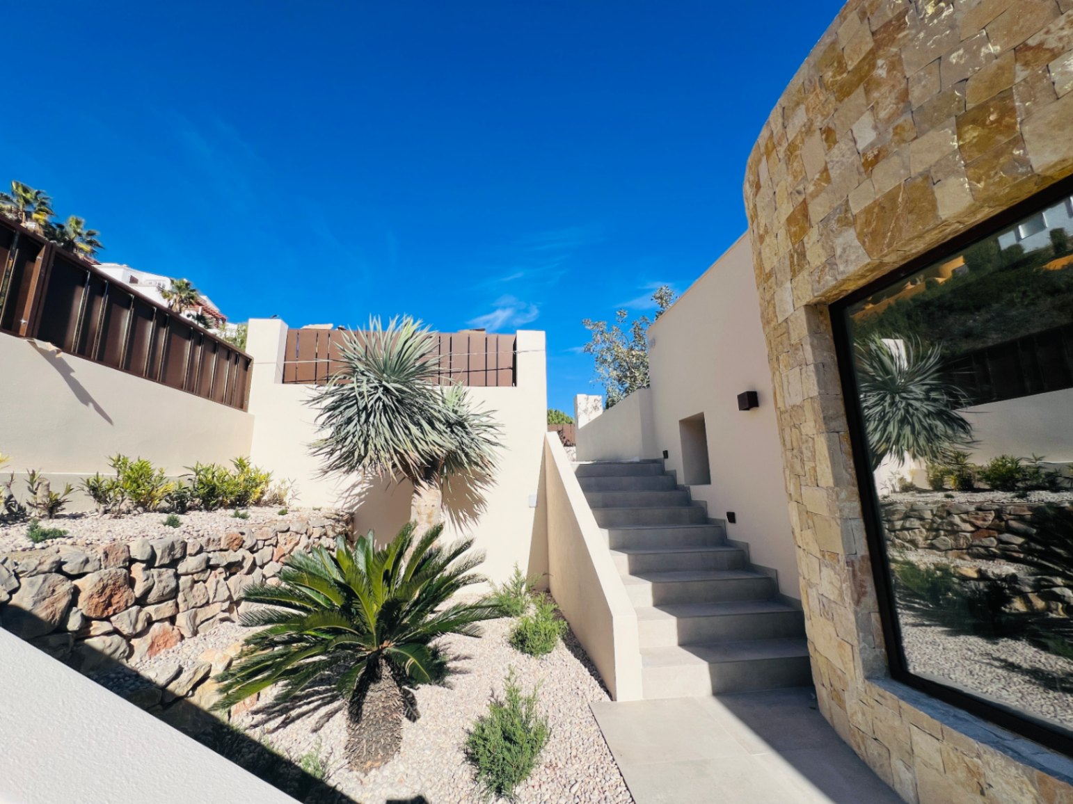 Luxusvilla mit Panoramablick auf das Meer