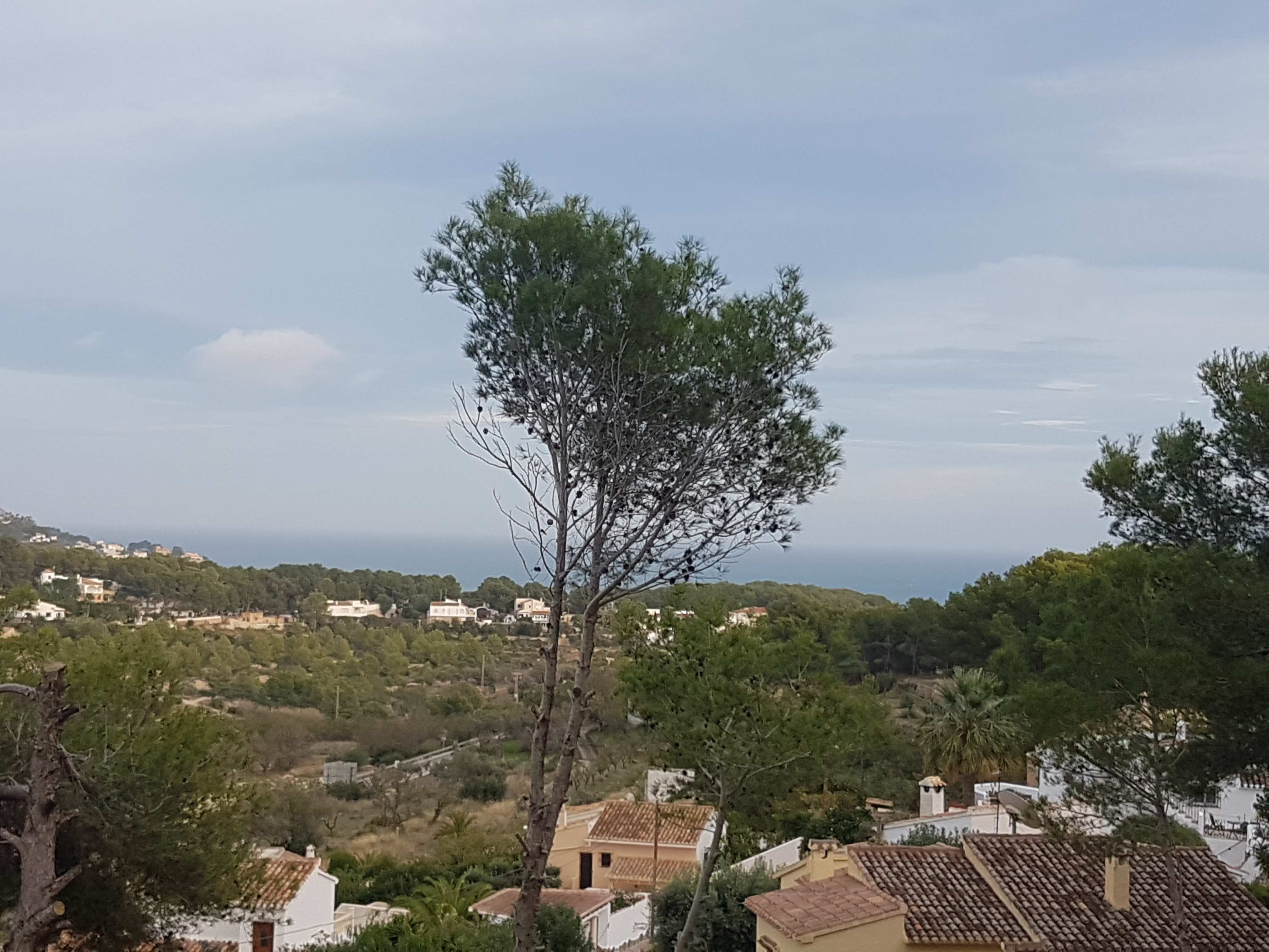 Beau terrain avec vue sur la mer à Benissa Costa