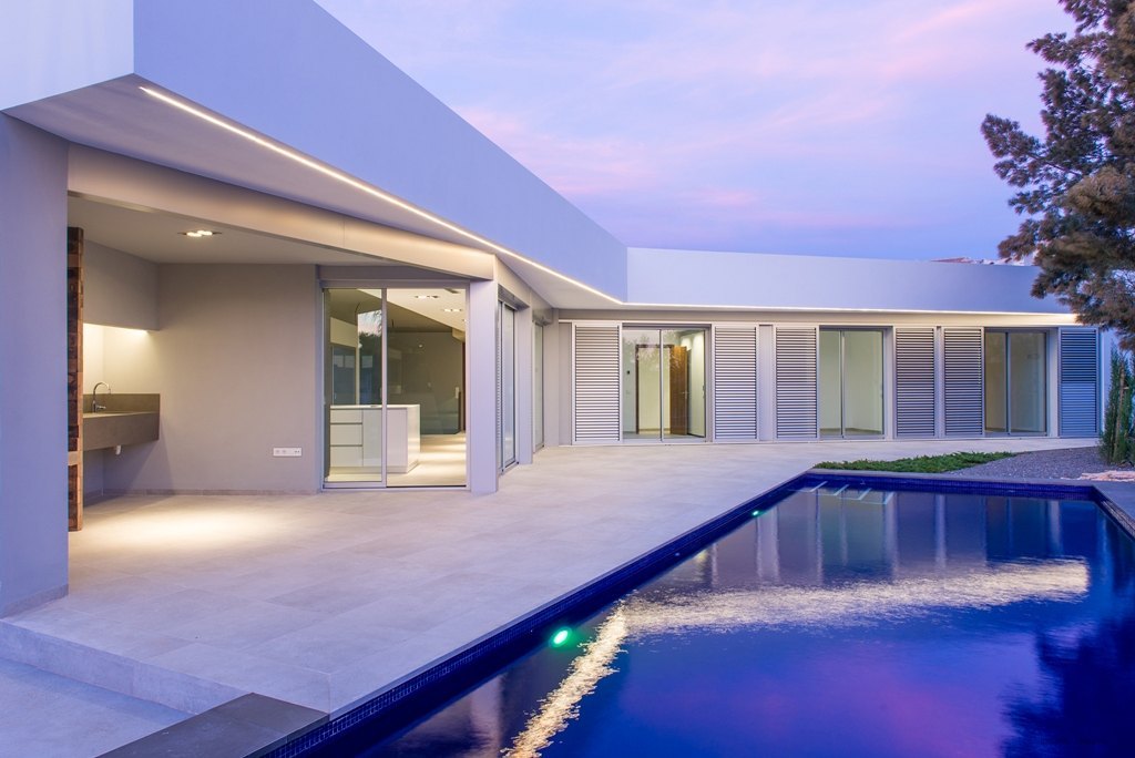 Moderne Villa im Ibiza-Stil in Calpe