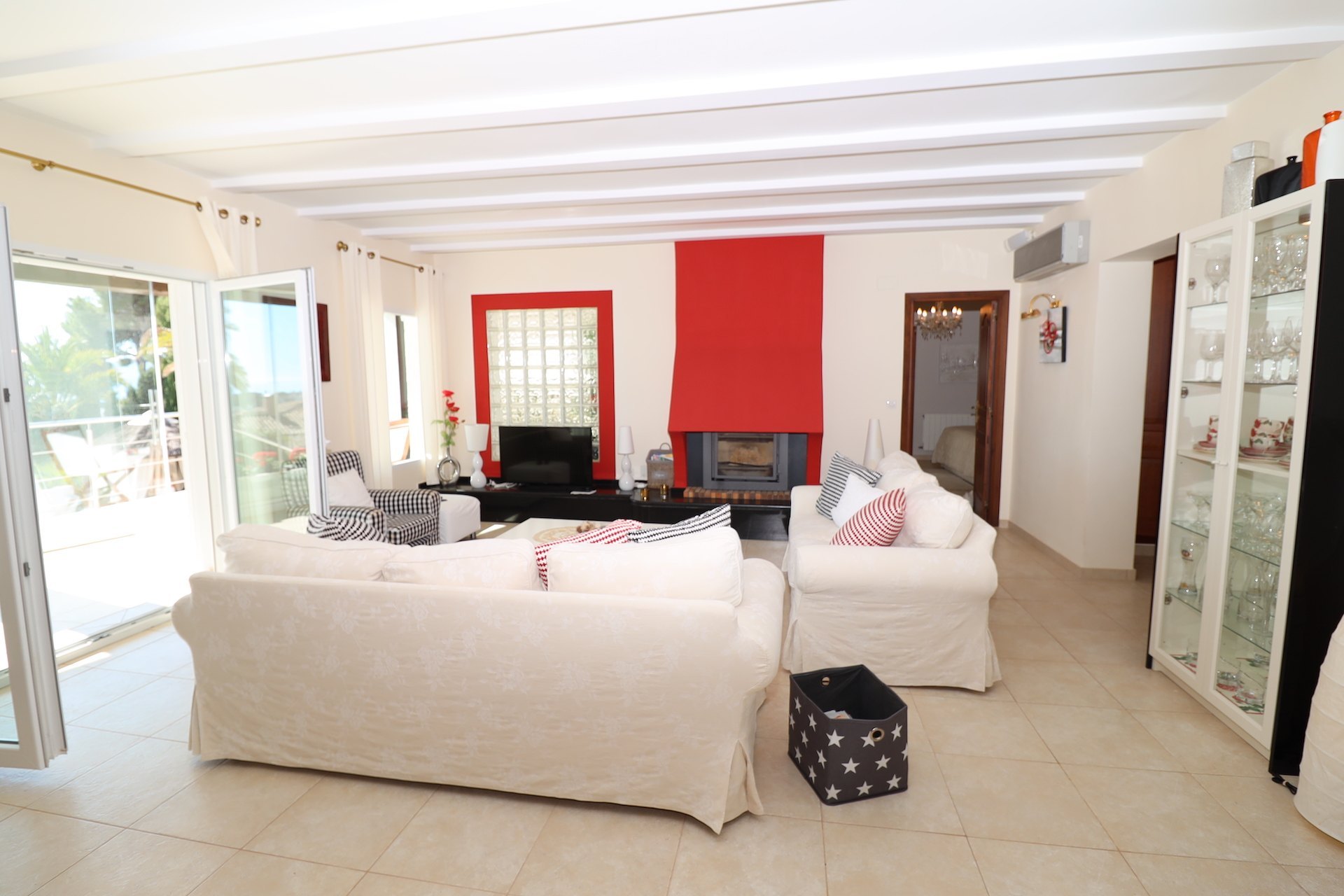 Luxury villa with panoramic sea views in Moraira
