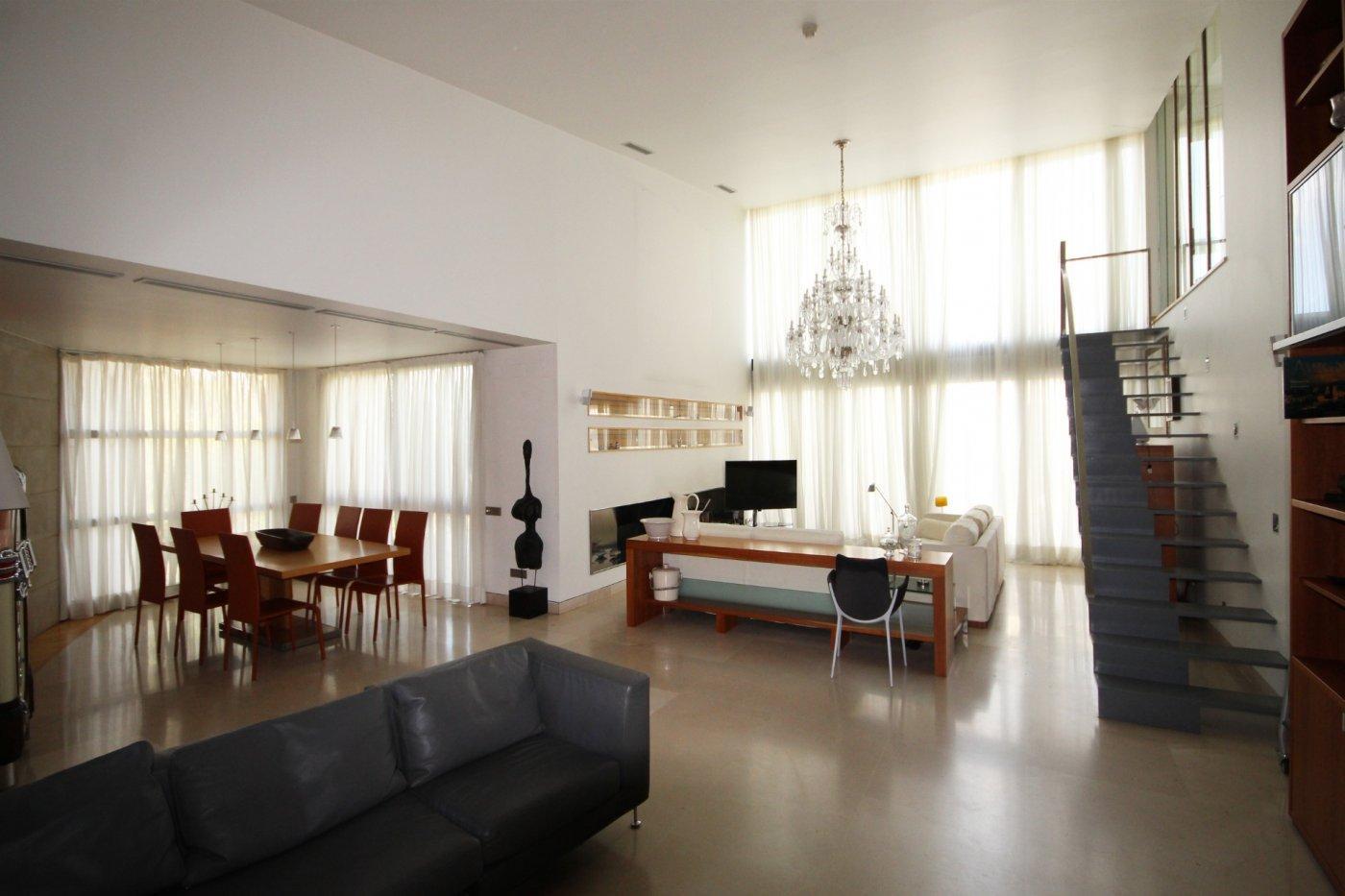 Modern and Luxury Villa Torrent